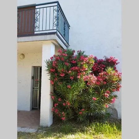 Сasa de vacaciones Lovely Little Flat At 5min Walking To The *