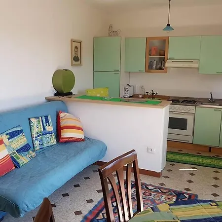 Сasa de vacaciones Lovely Little Flat At 5min Walking To The *